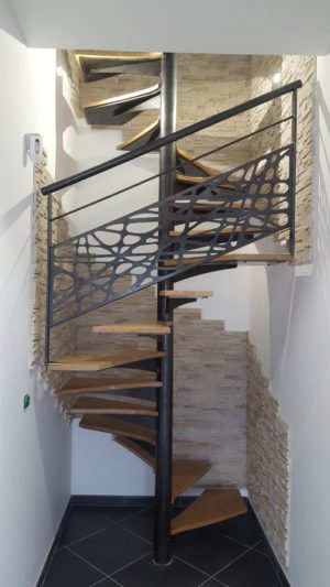 Colimaçon design bois et métal par EC Design fabricant escaliers Loir et Cher